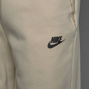 NEW Women's Large NIKE TECH PACK Active Capri Yoga Casual Fleece Pants Cream L 8
